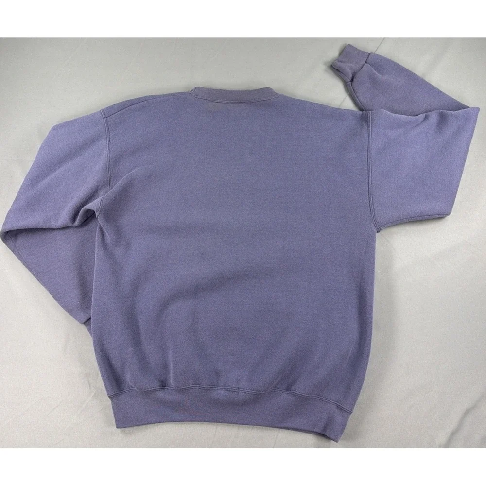 Vintage Walt Disney World Sweatshirt Medium Purple Embroidered Mickey USA - Picture 8 of 11